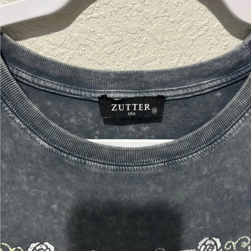 Axelion Gray Graphic Tee - Picture 2 of 3